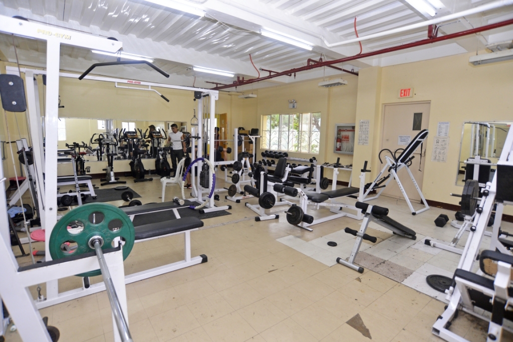 フィリピン留学 Cebu21 - HELP Longlong-Gym-2